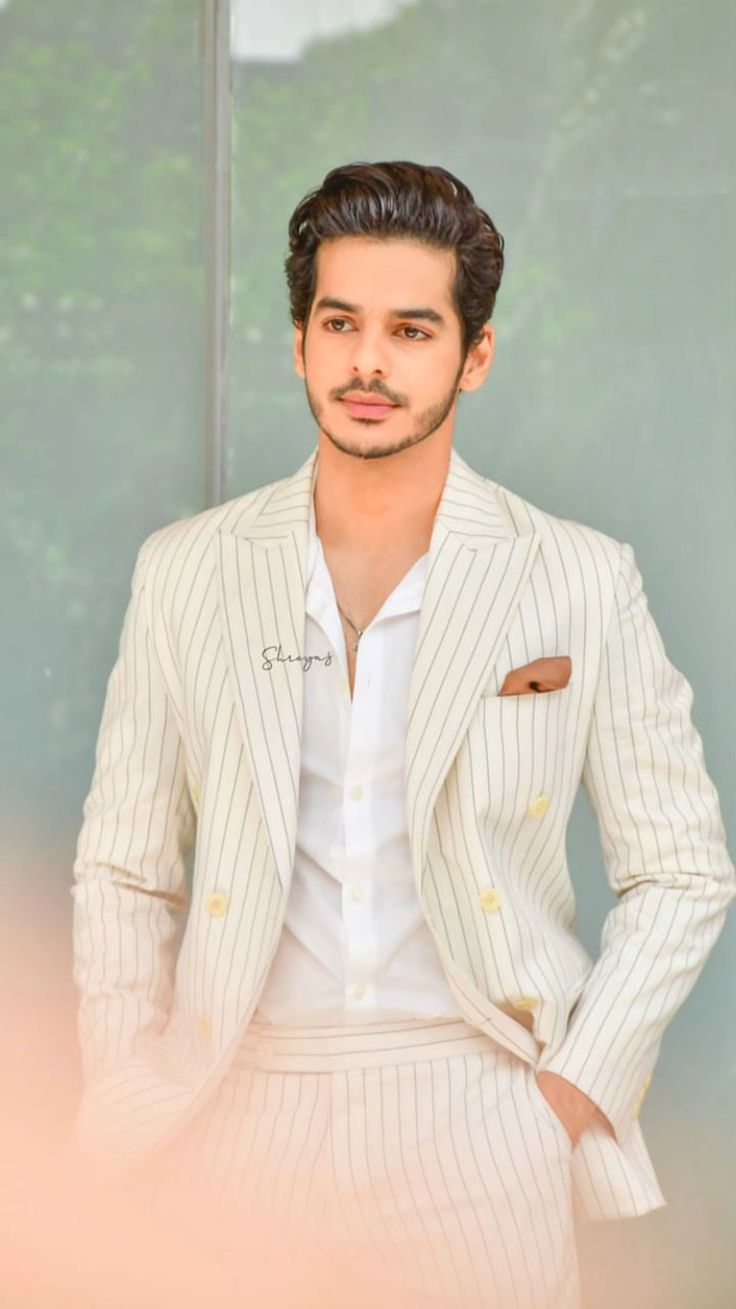 ishaan khatter