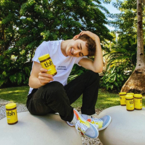 Noah Schnapp venture tbh